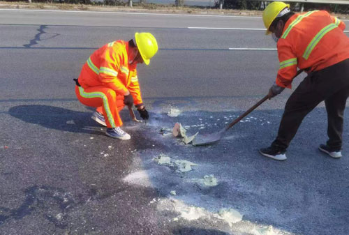 新宾公路下沉注浆加固